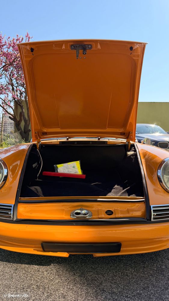 Porsche 911 Série F - 19