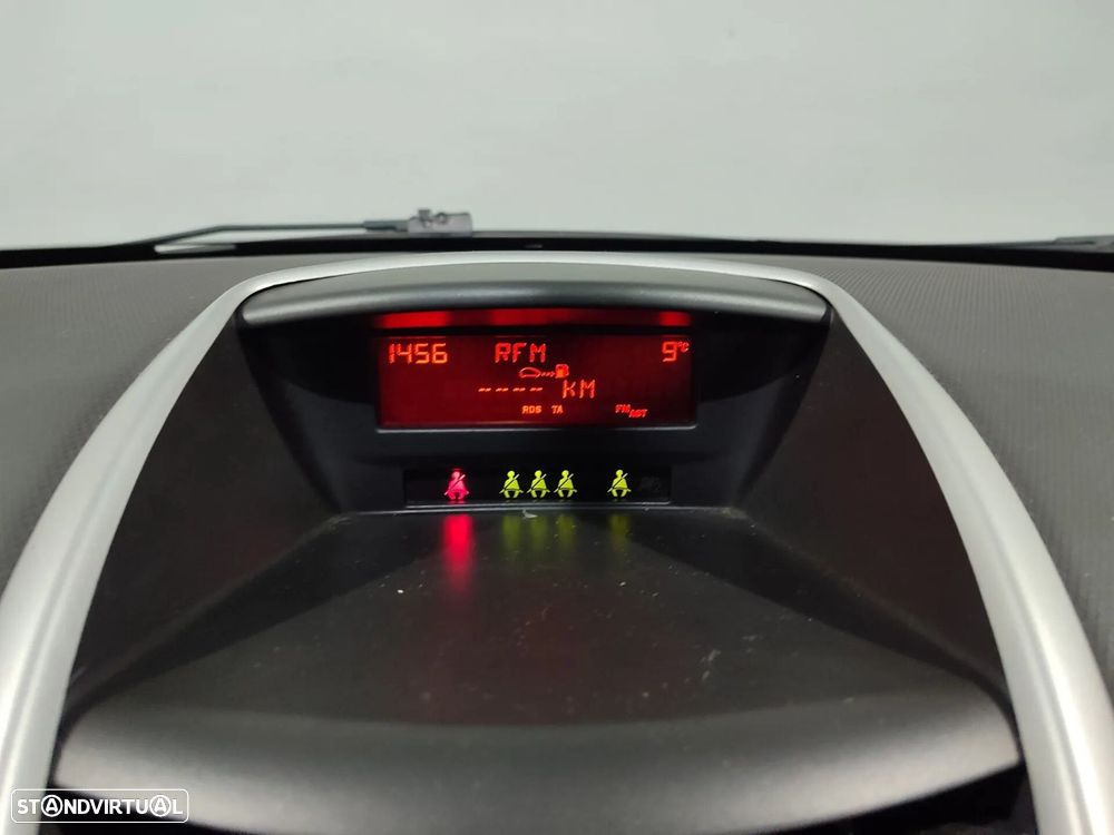 Peugeot 207 1.4 HDi Trendy - 20