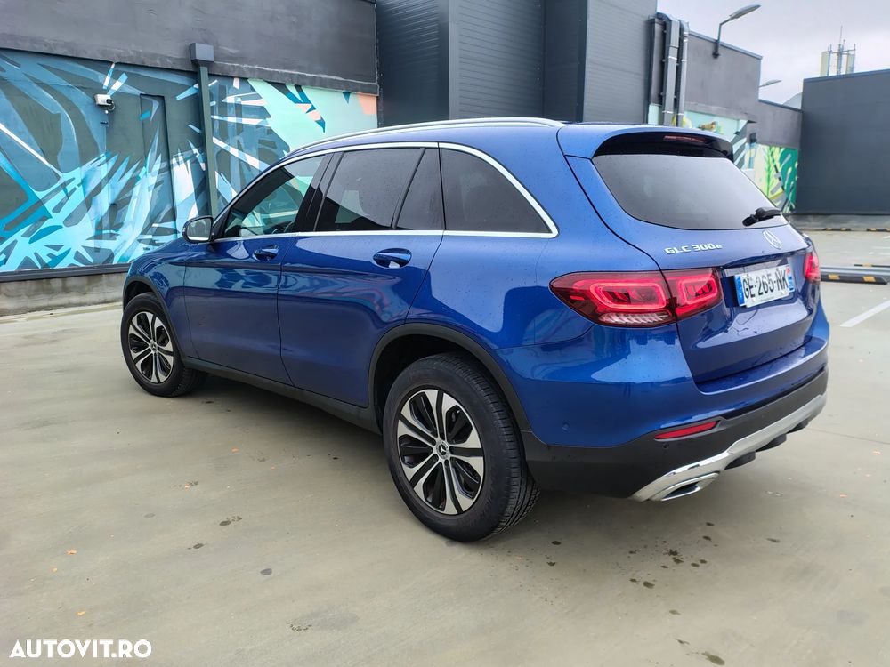 Mercedes-Benz GLC 300 e 4MATIC - 2