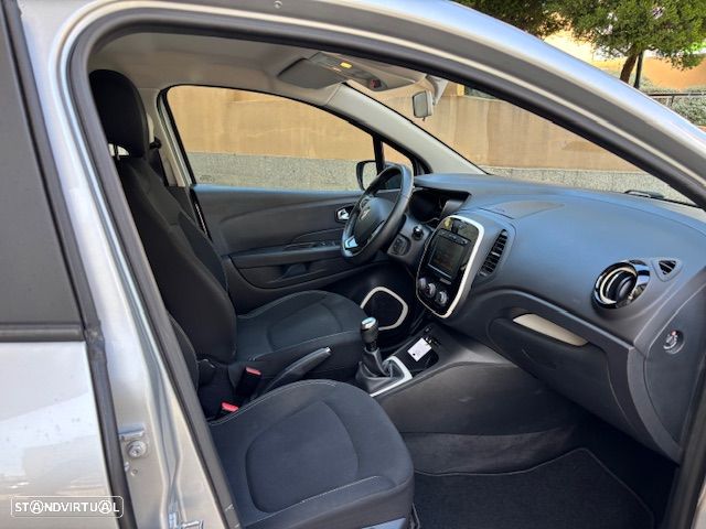 Renault Captur 0.9 TCE Exclusive - 29