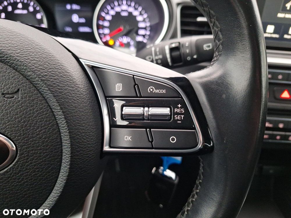 Kia Ceed 1.4 T-GDI M - 17