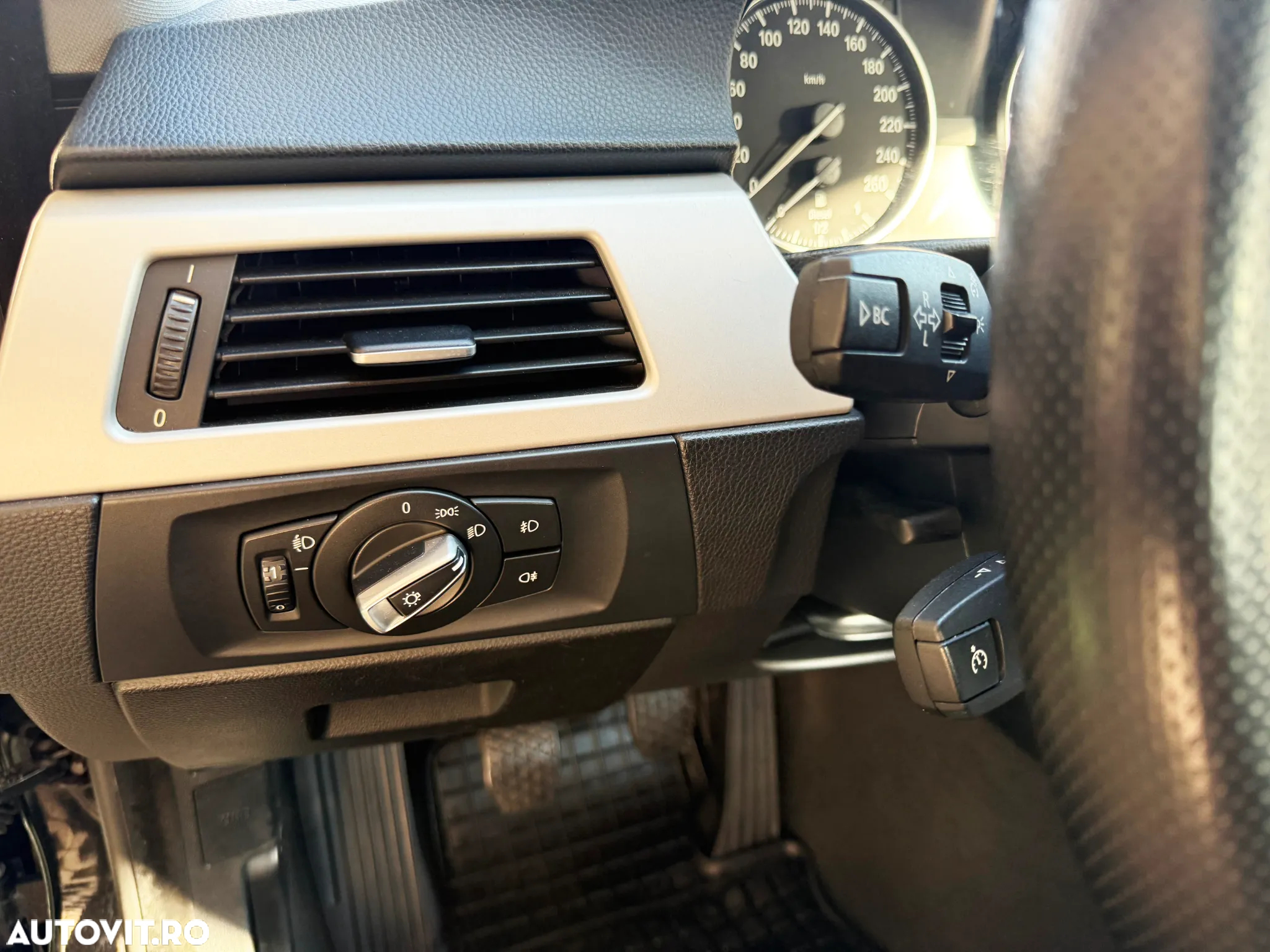 BMW Seria 3 318d DPF - 2