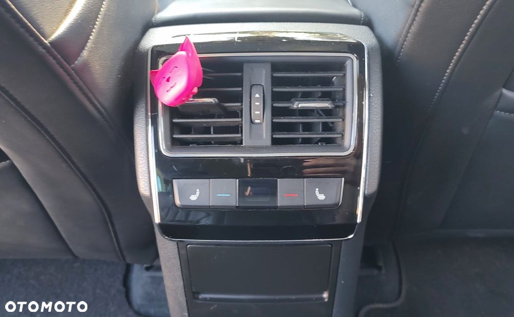 Skoda Superb 2.0 TDI 4x4 L&K DSG - 14