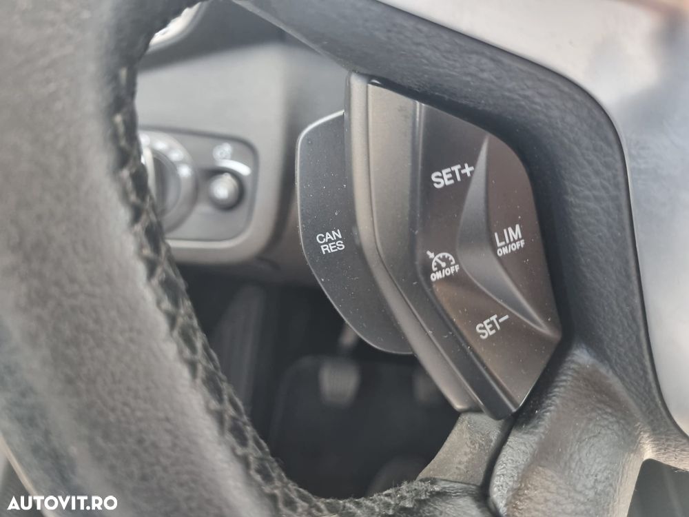 Ford Kuga 1.5 EcoBoost 2WD Titanium - 14