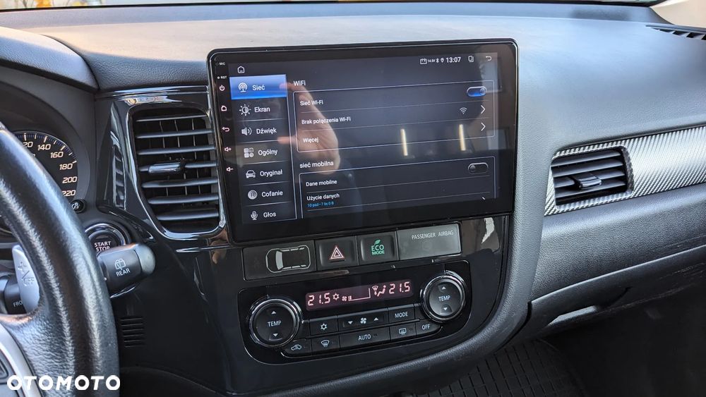 Mitsubishi Outlander 2.0 Intense + - 19