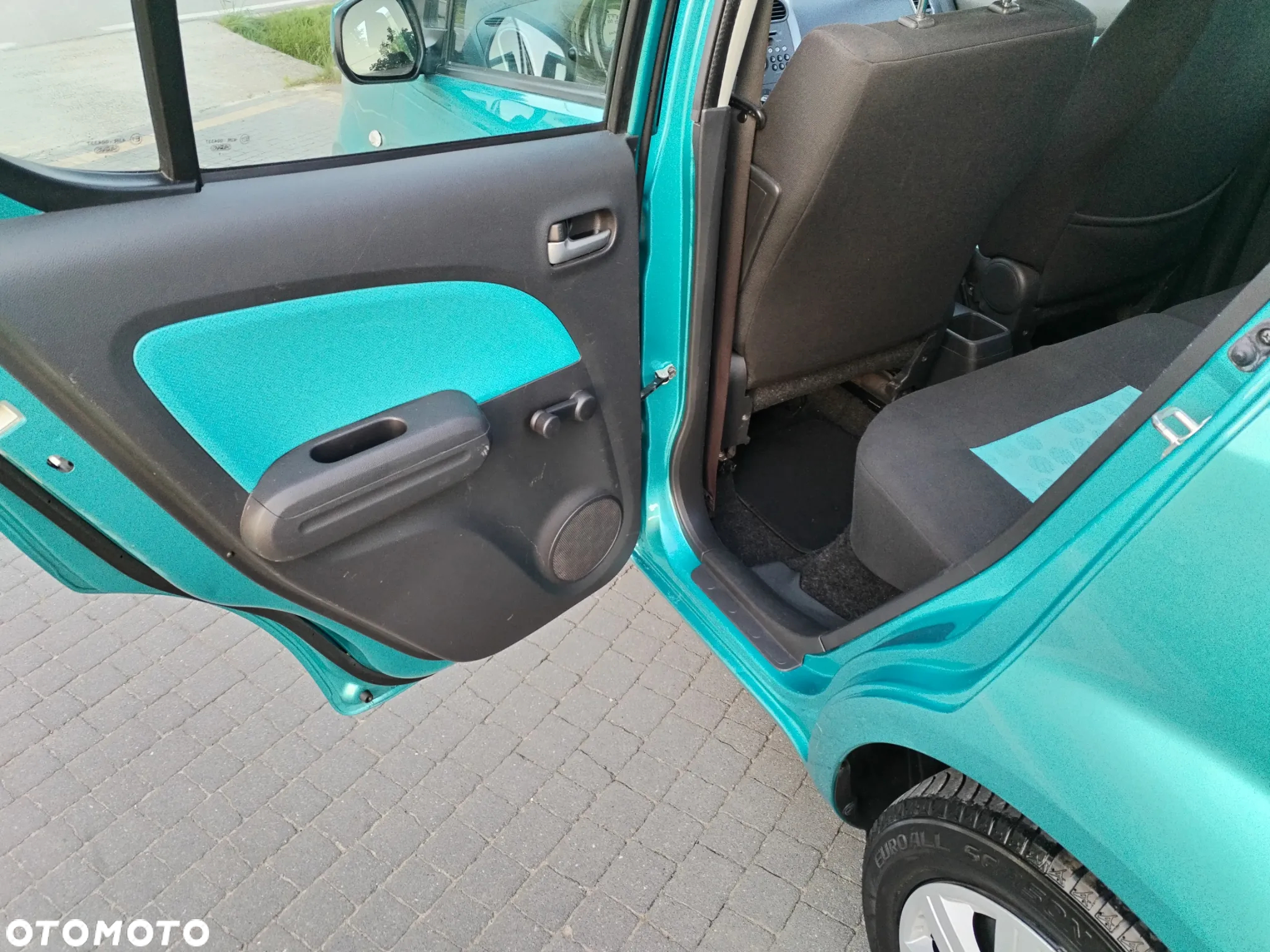 Suzuki Splash - 25