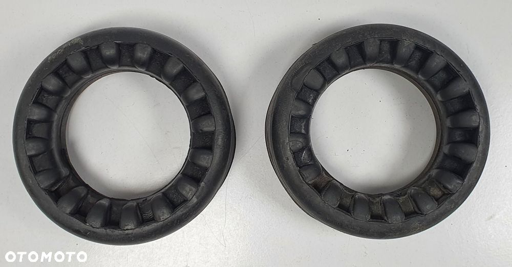 GUMA PODKŁADKA SPRĘŻYNY TYŁ TYLNA FORD FOCUS MK2 KOMBI 8M51-5599-BA - 5