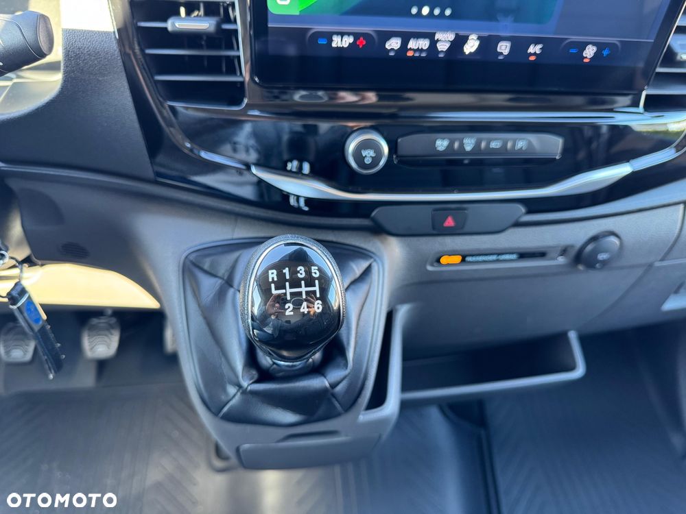 Ford Transit - 13