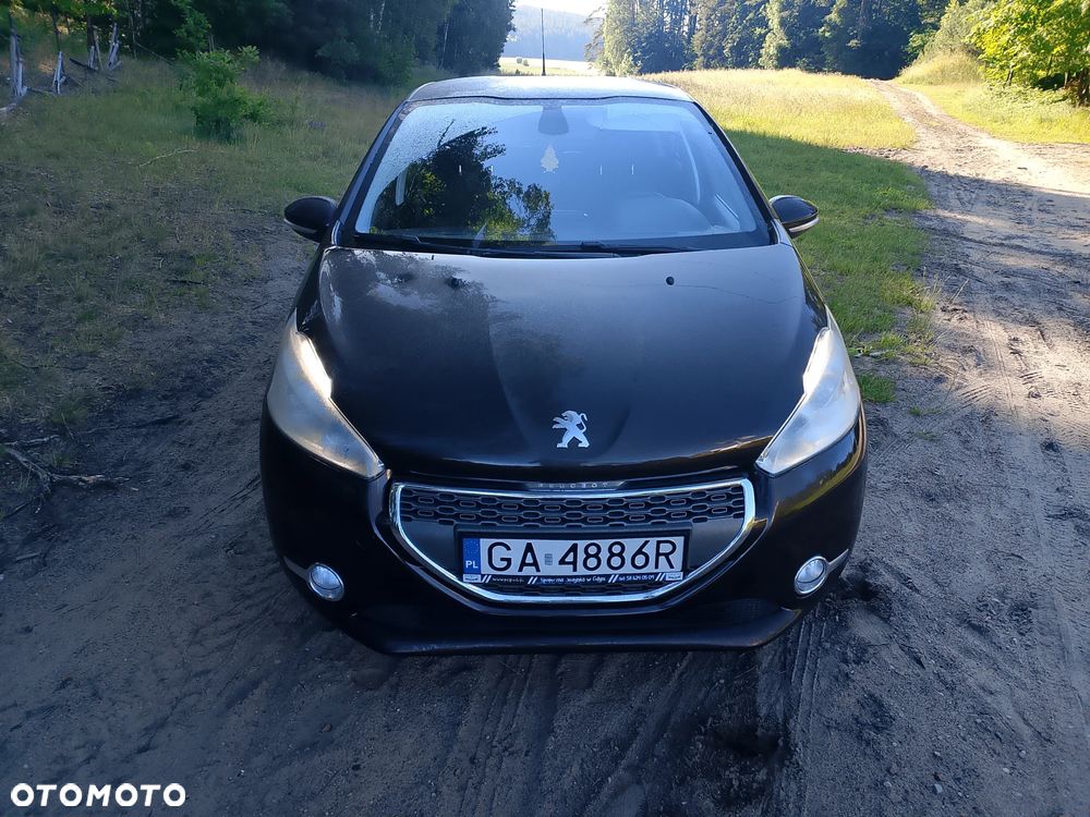 Peugeot 208 - 3