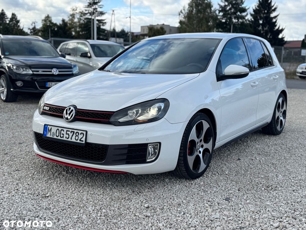 Volkswagen Golf 2010 photo 5