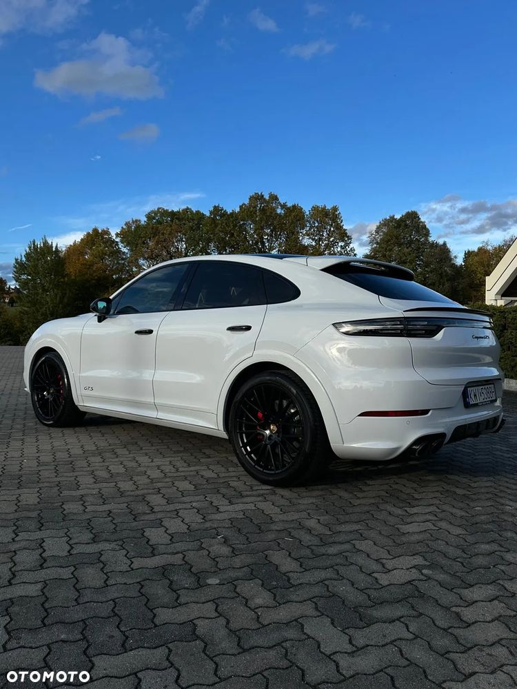 Porsche Cayenne Coupe GTS - 11