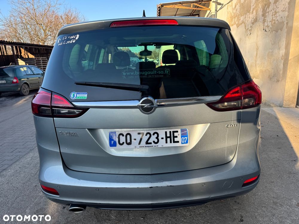 Opel Zafira - 24