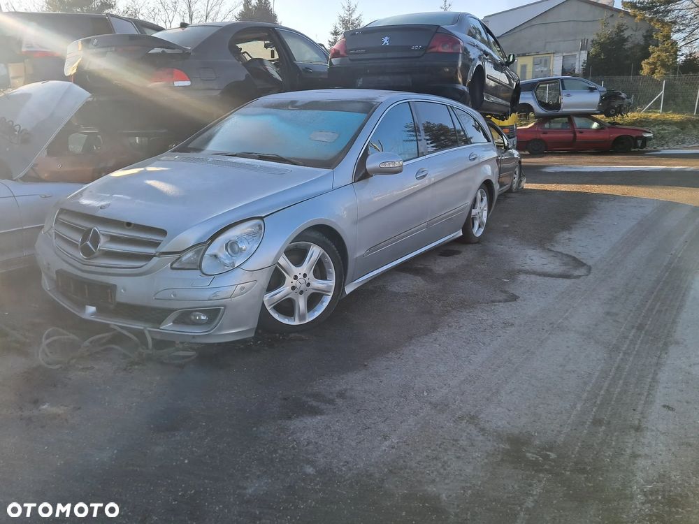 Mercedes-Benz R Klasa W251 Części karoseria silnik wnętrze felgi - 1