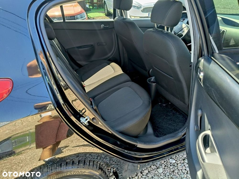 Hyundai i20 - 11