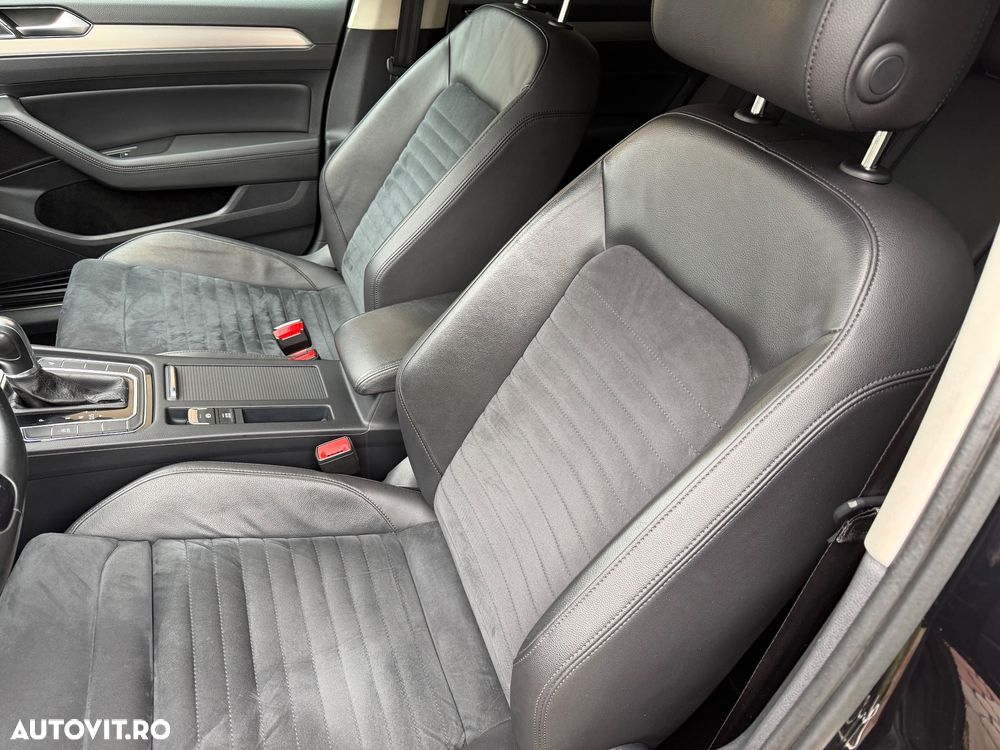 Volkswagen Passat Variant 2.0 TDI DSG 4Motion Highline - 26