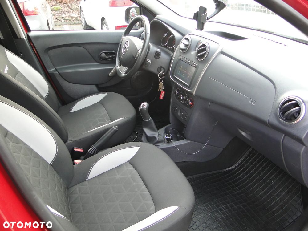 Dacia Sandero Stepway TCe 90 (S&S) Prestige - 8