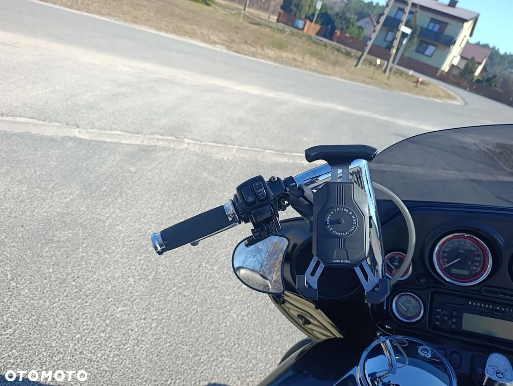 Harley-Davidson FLHT Electra Glide Standard - 15