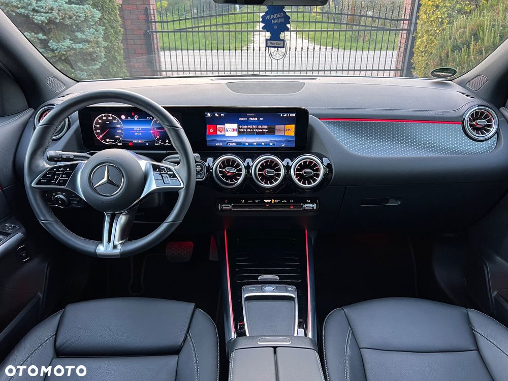 Mercedes-Benz GLA 220 d 4Matic 8G-DCT - 22