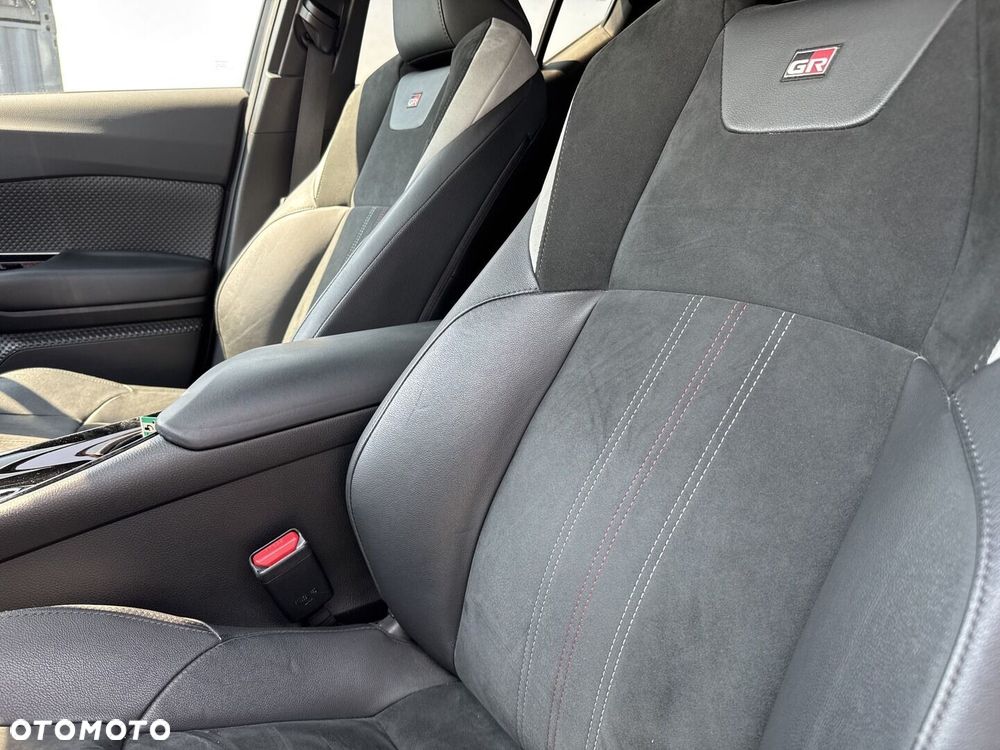 Toyota C-HR 2.0 Hybrid GR Sport - 17