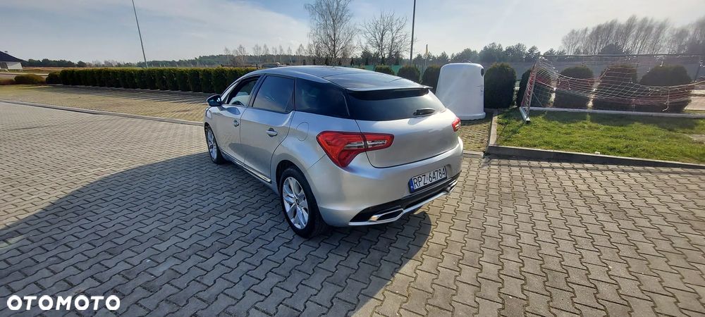 Citroën DS5 e-HDi 115 EGS6 Chic - 3