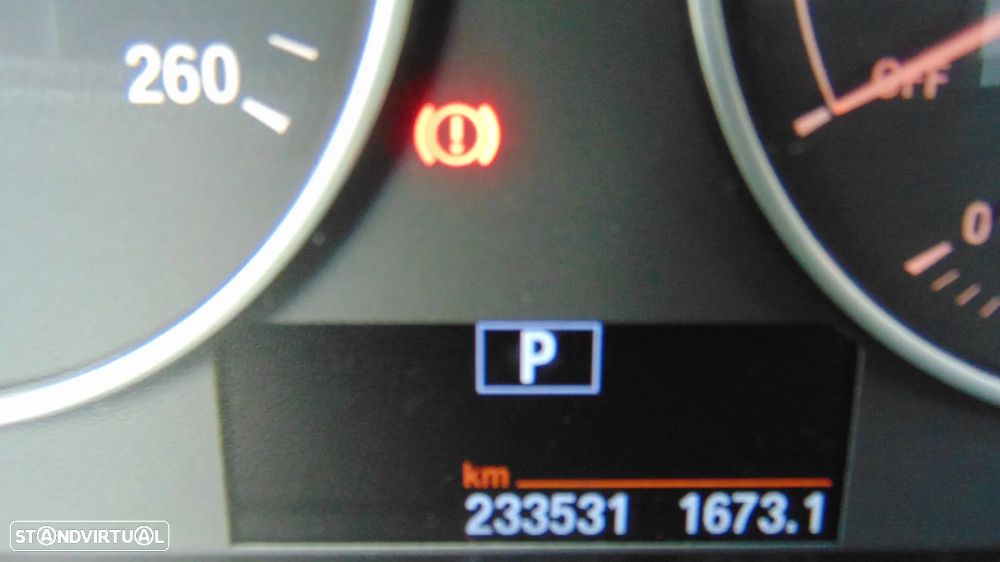 BMW 318 d Auto Line Luxury - 15