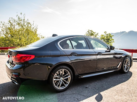 BMW Seria 5 530d xDrive AT - 3