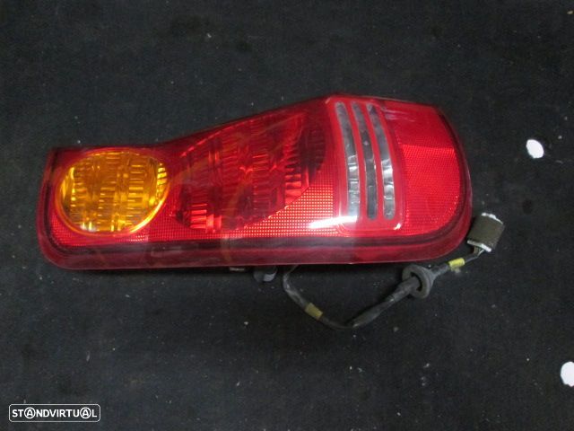 Farol Tras REF0794 HYUNDAI MATRIX 2004 5P ESQ HYUNDAI MATRIX 2004 1.5 CRDI 82CV 5P CINZA ESQ - 1
