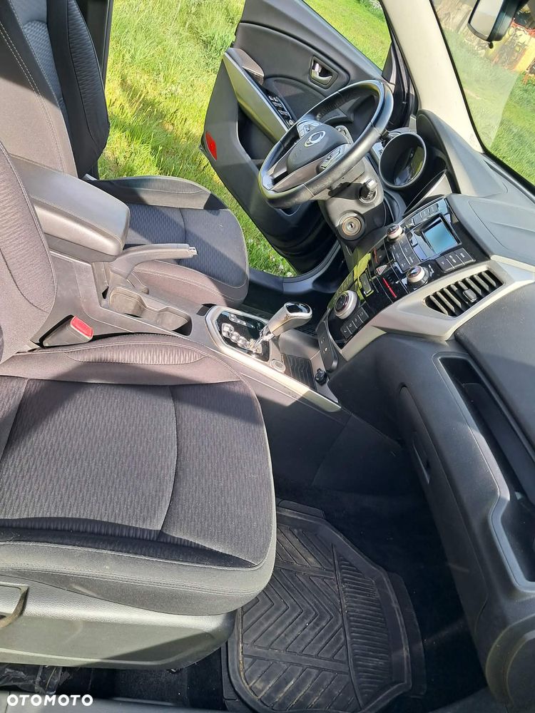 SsangYong/KGM Tivoli 1.6 Crystal - 12