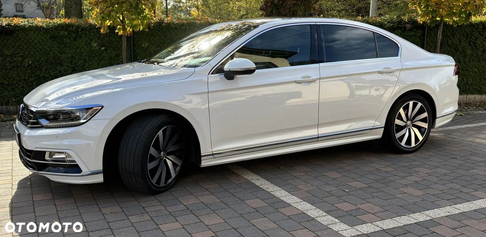 Volkswagen Passat - 2