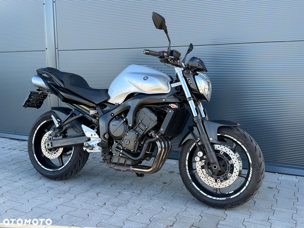 Yamaha FZ6