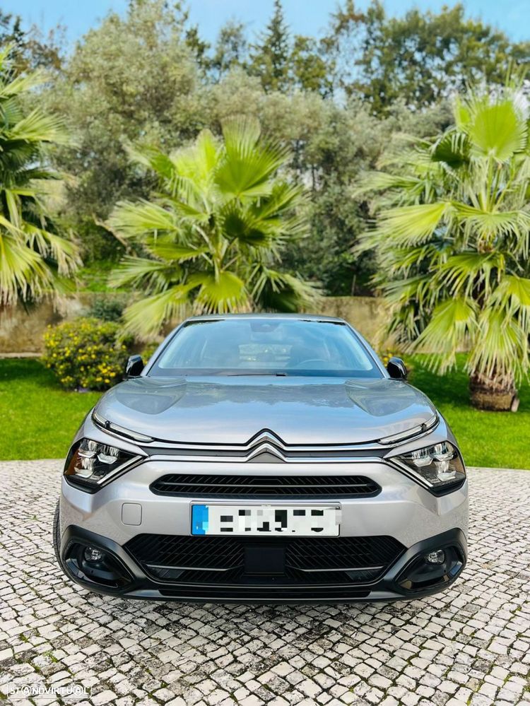 Citroën e-C4 50 kWh Shine - 3