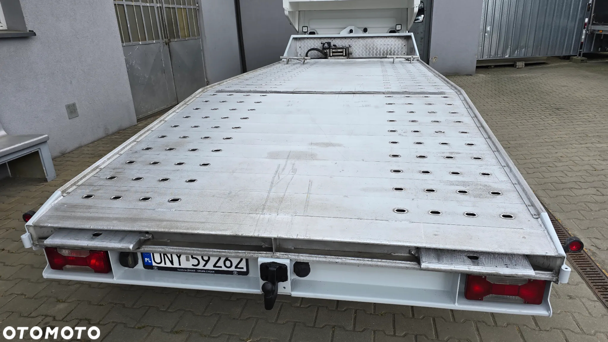 Iveco Daily 70 C 18 - 12