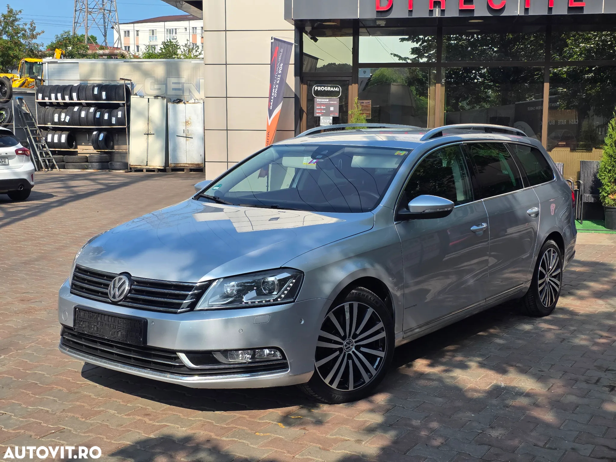 Volkswagen Passat Variant 2.0 TDI Blue TDI DSG Highline - 12