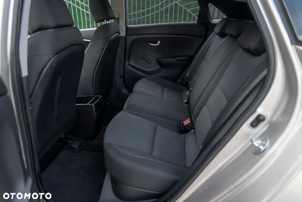 Hyundai i30 - 18