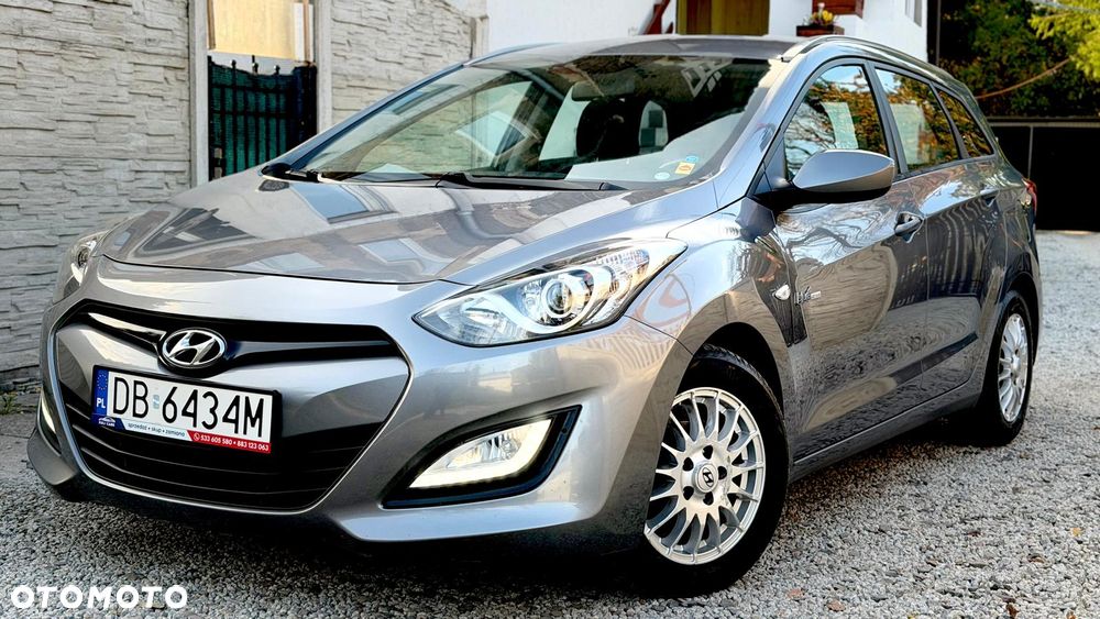Hyundai i30 blue 1.6 CRDi Style - 35