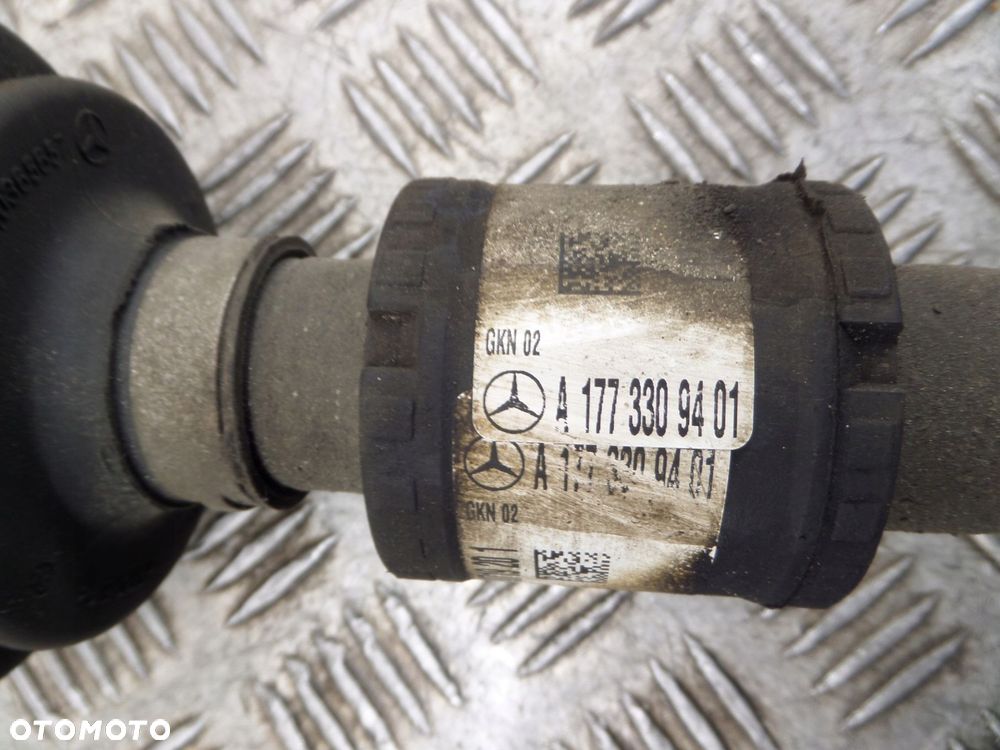 mercedes a35 w177 amg półoś lewa przednia a1773309401 - 3