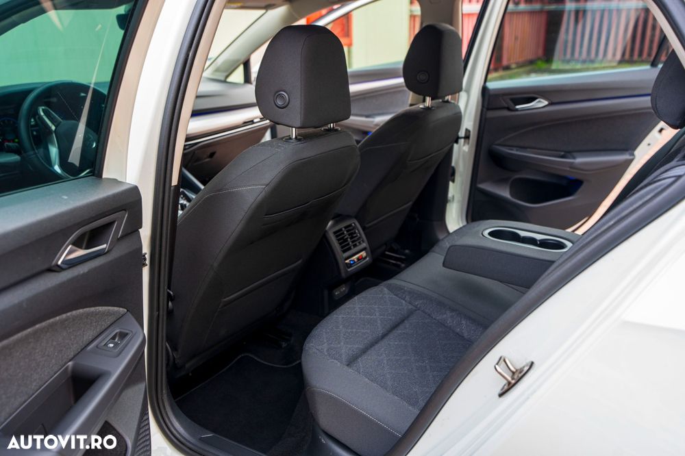 Volkswagen Golf 1.5 eTSI MHEV 150CP DSG Style - 6