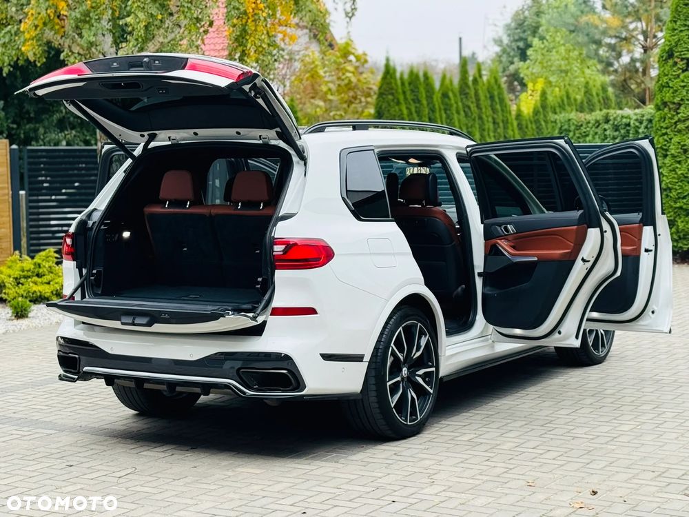 BMW X7 xDrive40i - 11