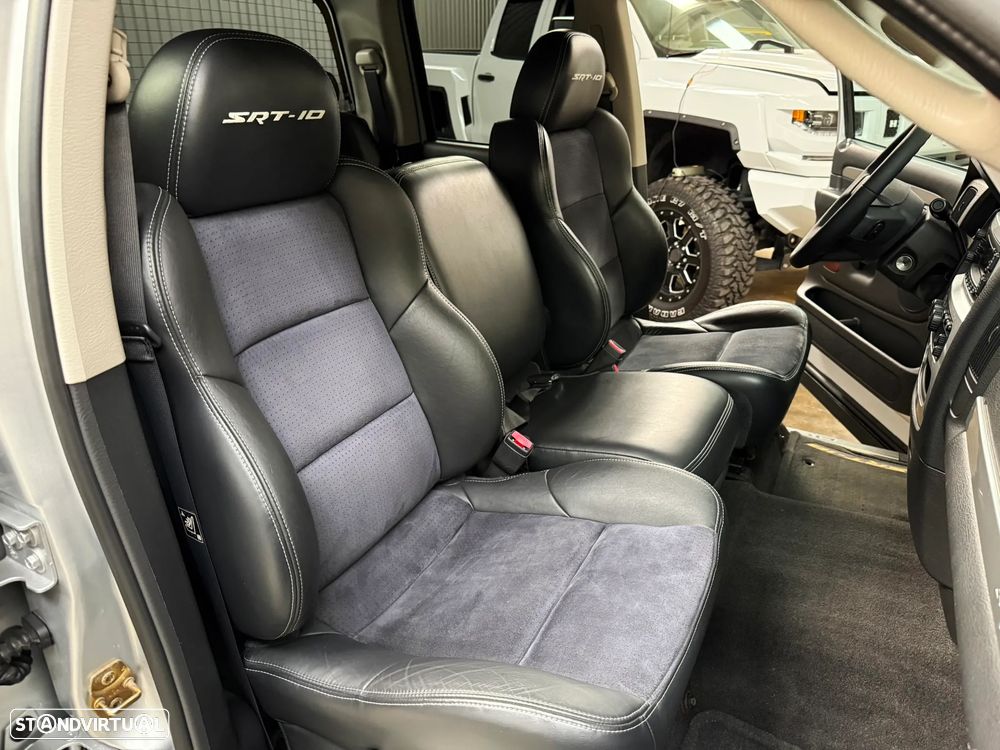 Dodge RAM - 25