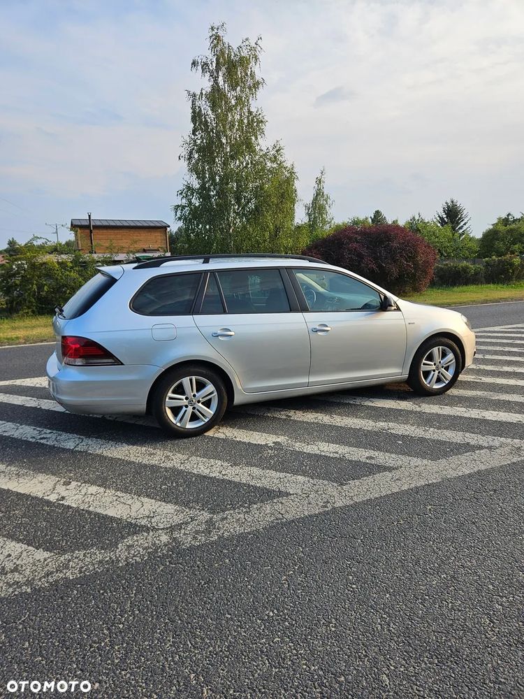 Volkswagen Golf 2.0 TDI DPF MATCH - 7