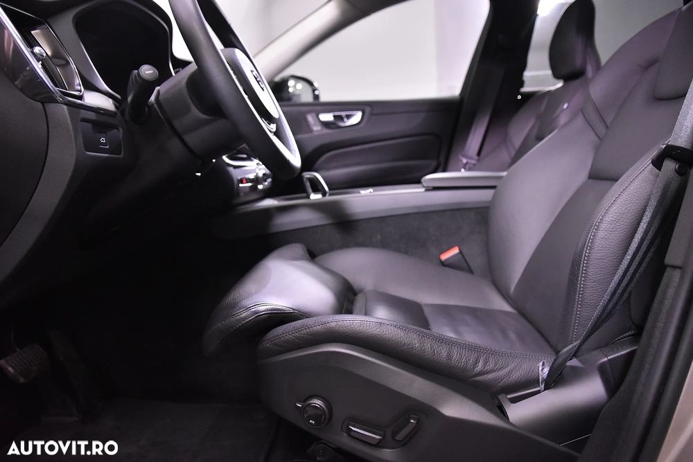 Volvo XC 60 - 24