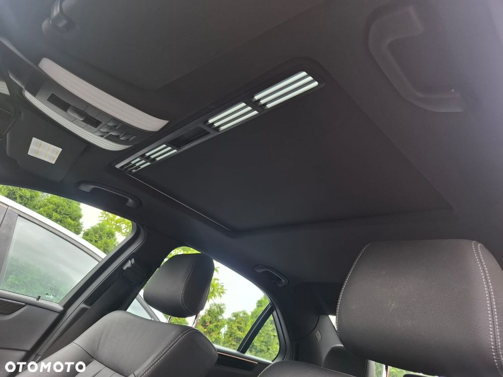 Mercedes-Benz Klasa E 500 BlueEff Avantgarde - 22
