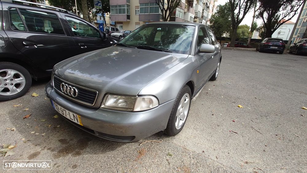 Audi A4 1.9 TDI Sport - 1