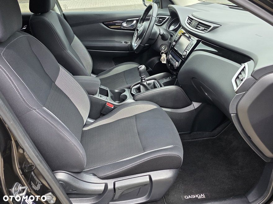 Nissan Qashqai 1.2 DIG-T N-Connecta - 19