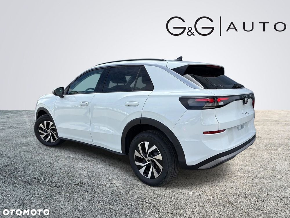 Volkswagen T-Roc - 3