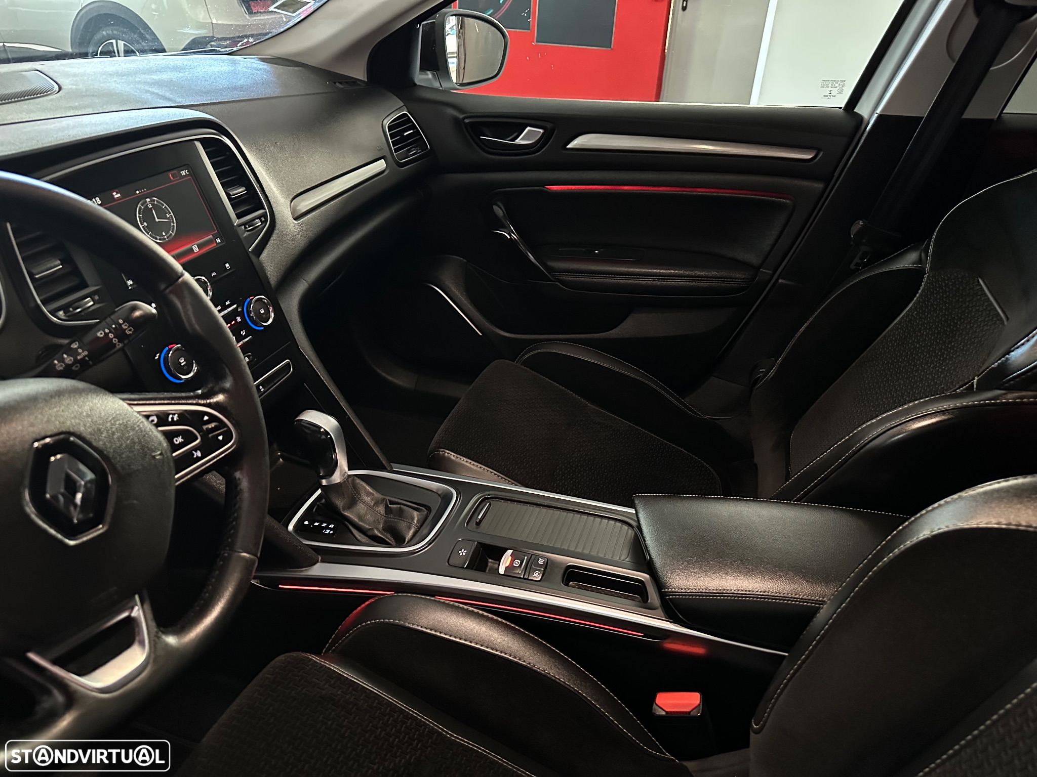 Renault Mégane Sport Tourer ENERGY dCi 110 EDC INTENS - 16