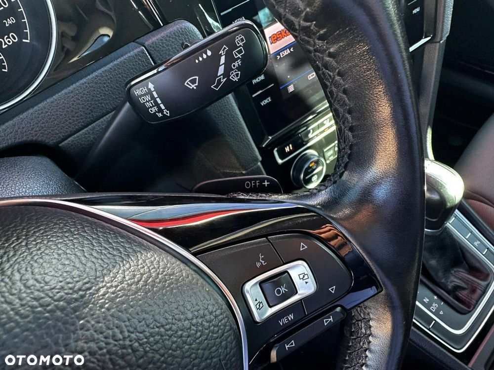 Volkswagen Golf VII 1.5 TSI BMT Evo Highline DSG - 24