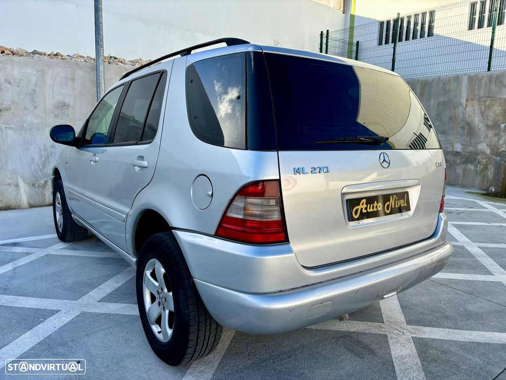 Mercedes-Benz ML 270 - 14