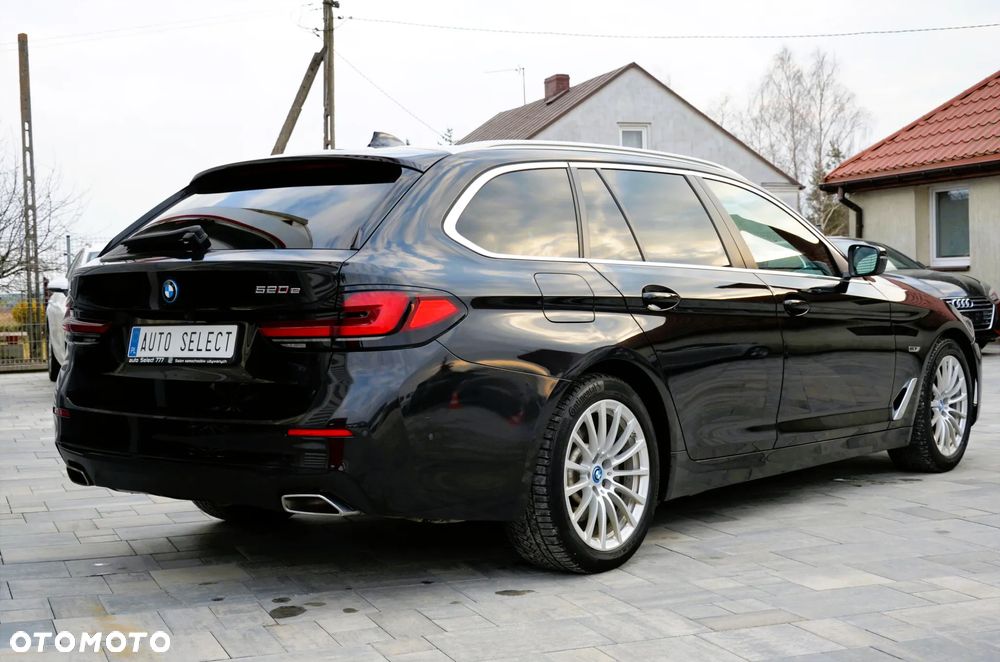 BMW Seria 5 520e Luxury Line - 8