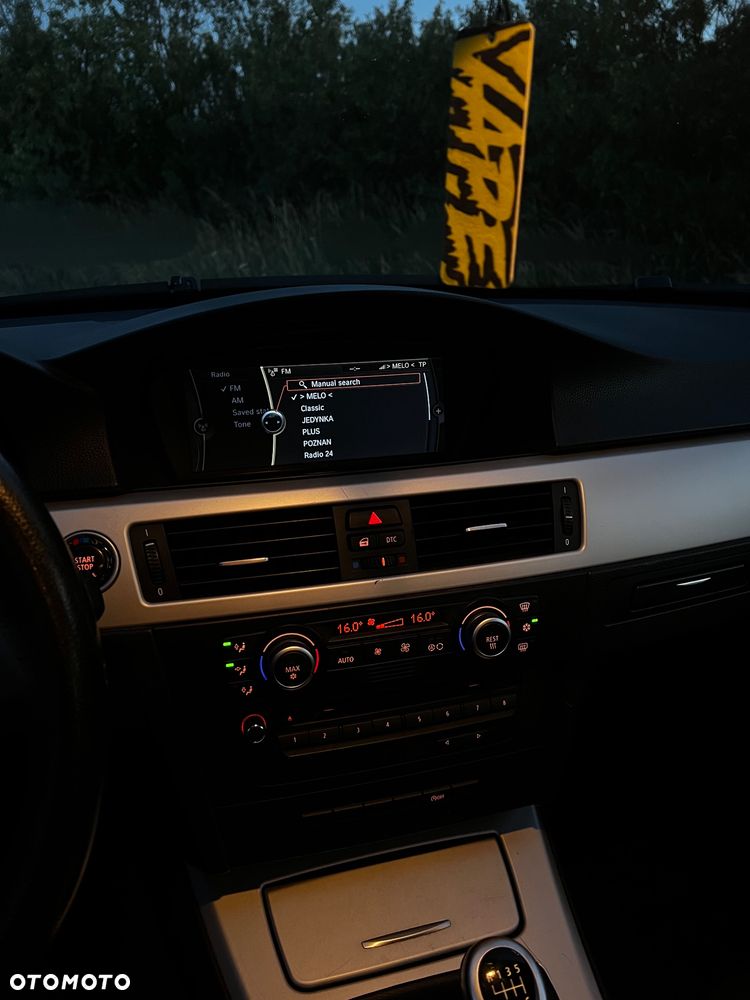 BMW Seria 3 316i - 36